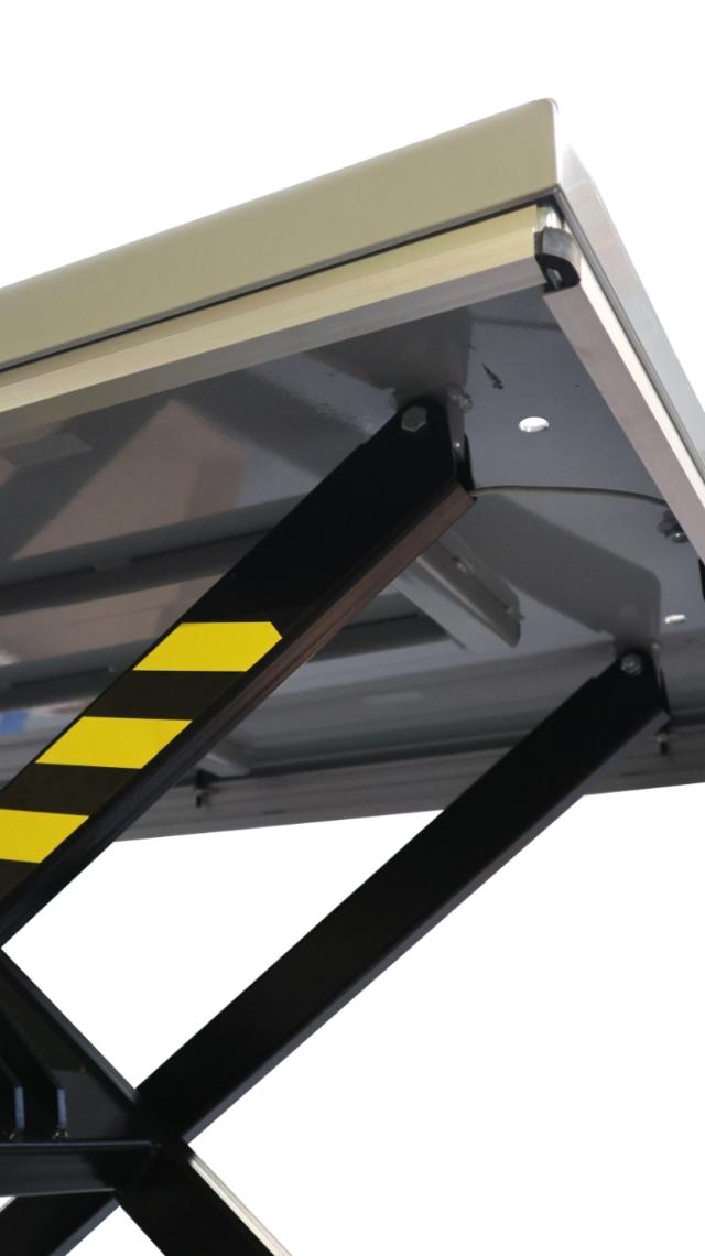 IL2000BBS single scissor lift table